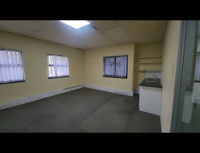 239M² OFFICE TO LET IN WESTVILLE